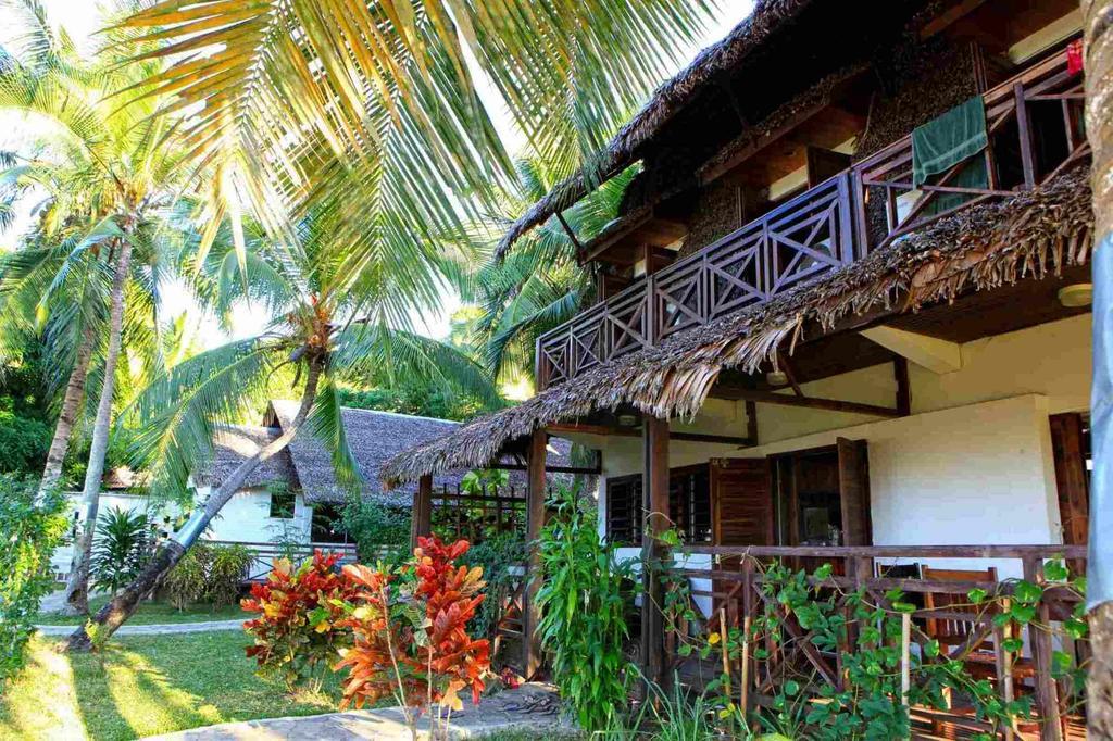 Ylang Hotel Ambondrona  المظهر الخارجي الصورة