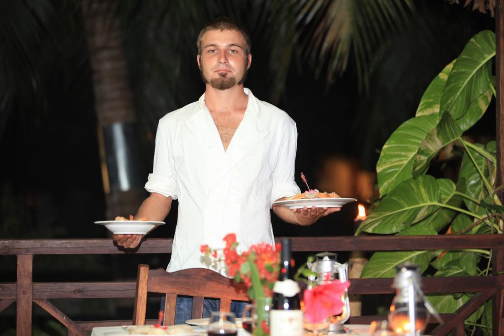 Ylang Hotel Ambondrona  المظهر الخارجي الصورة
