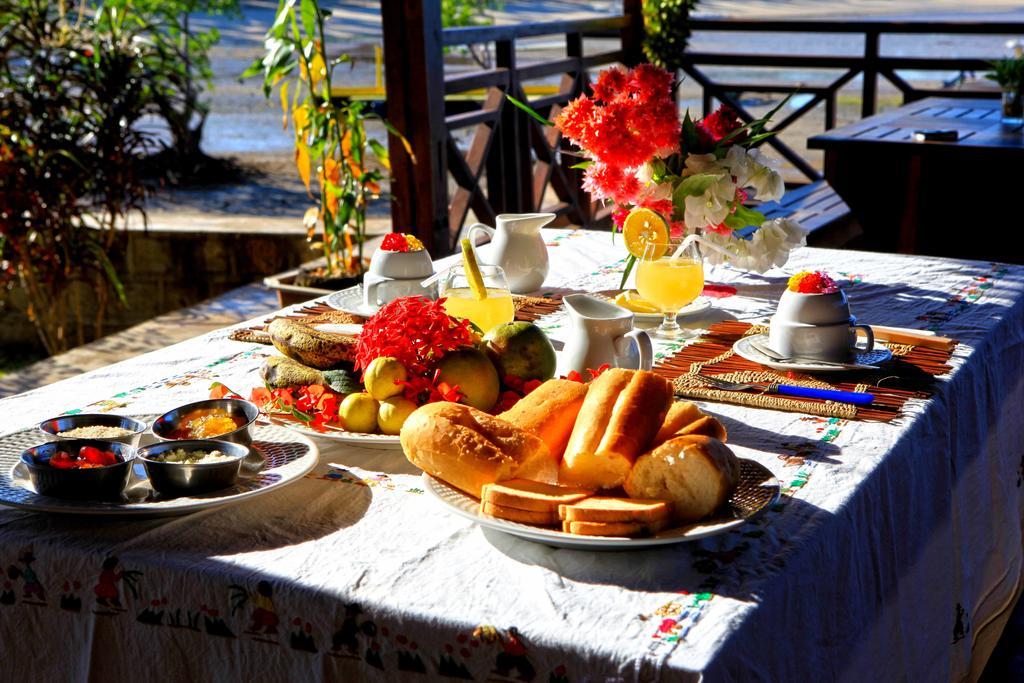 Ylang Hotel Ambondrona  الغرفة الصورة