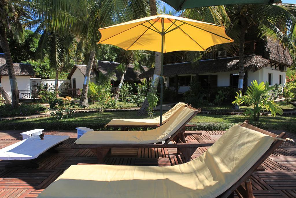 Ylang Hotel Ambondrona  المظهر الخارجي الصورة