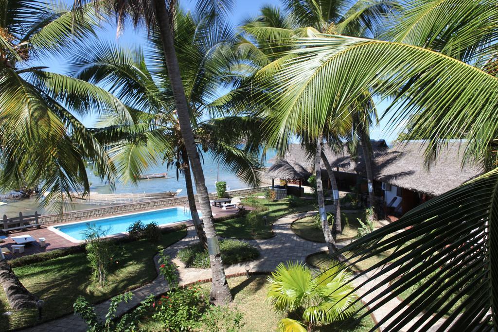 Ylang Hotel Ambondrona  الغرفة الصورة