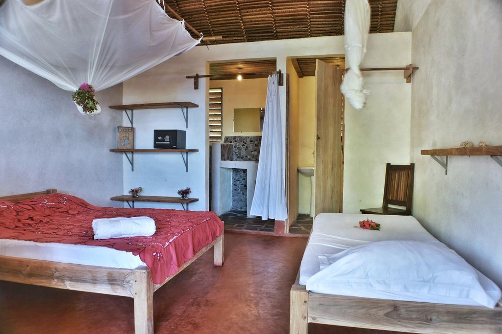 Ylang Hotel Ambondrona  المظهر الخارجي الصورة