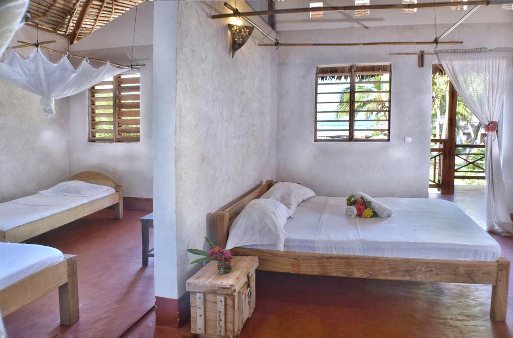 Ylang Hotel Ambondrona  المظهر الخارجي الصورة